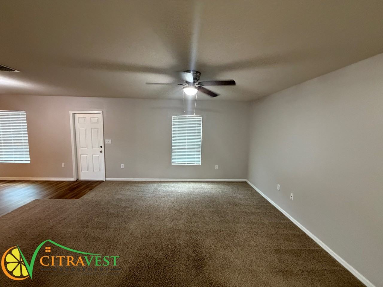 320 Kingfish Dr - Photo 3 of 10