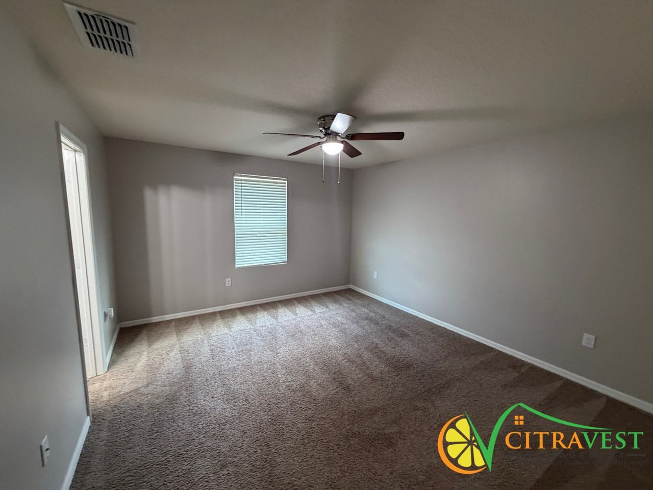 320 Kingfish Dr - Photo 6 of 10
