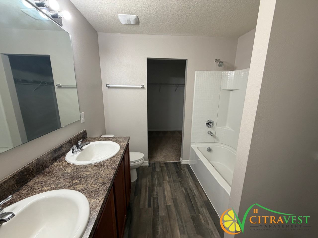 320 Kingfish Dr - Photo 7 of 10