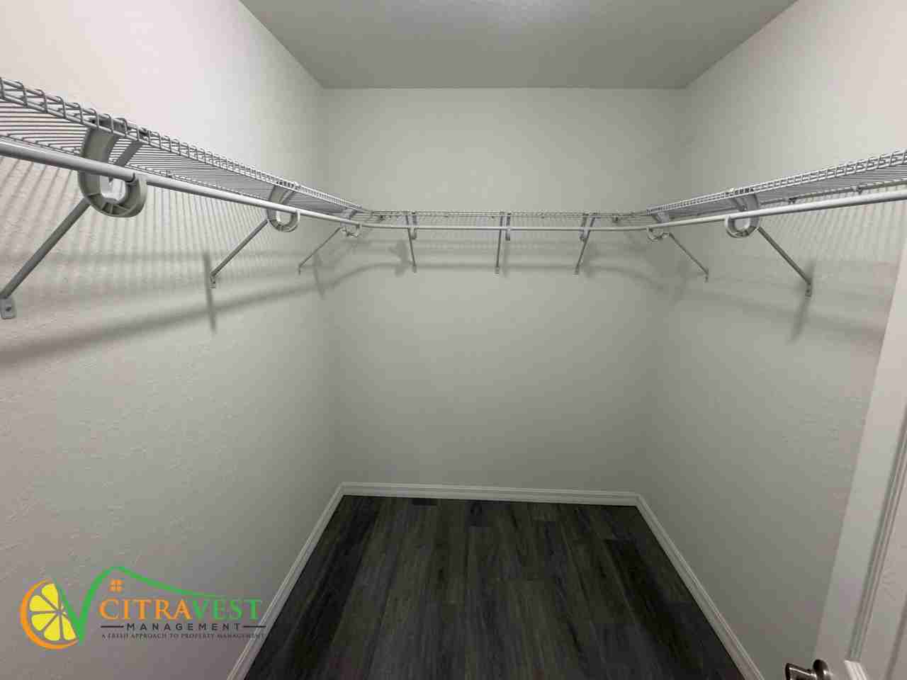 9924 N Country Club Way - Photo 6 of 13