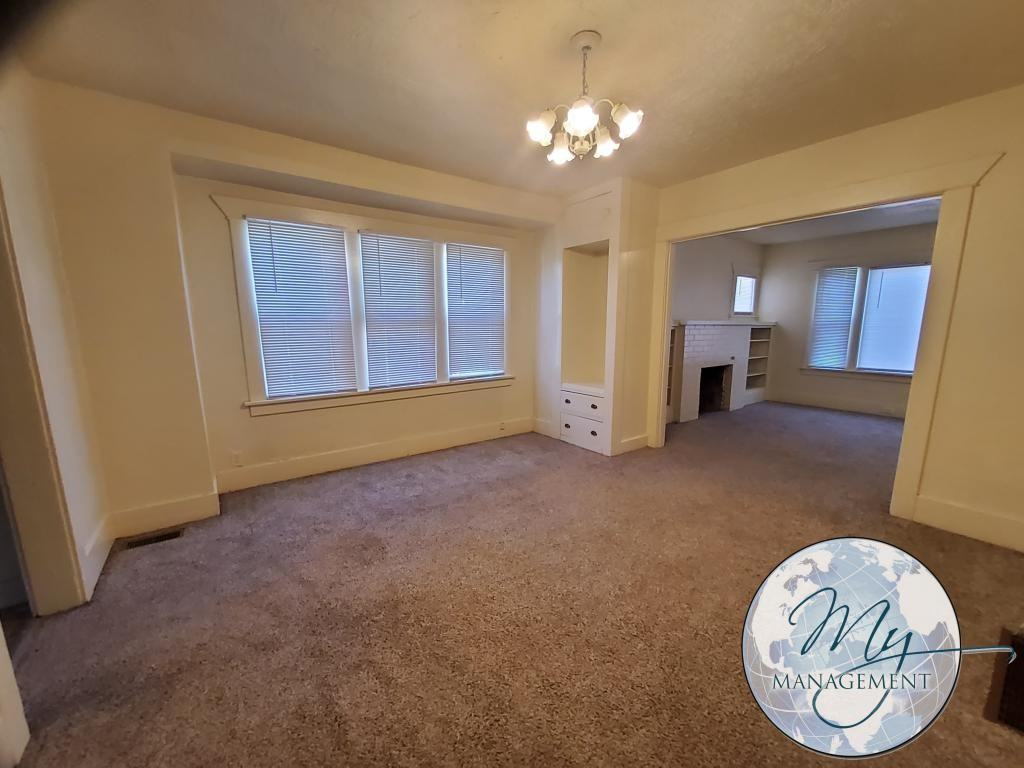 627 Main Ave W - Photo 4 of 16