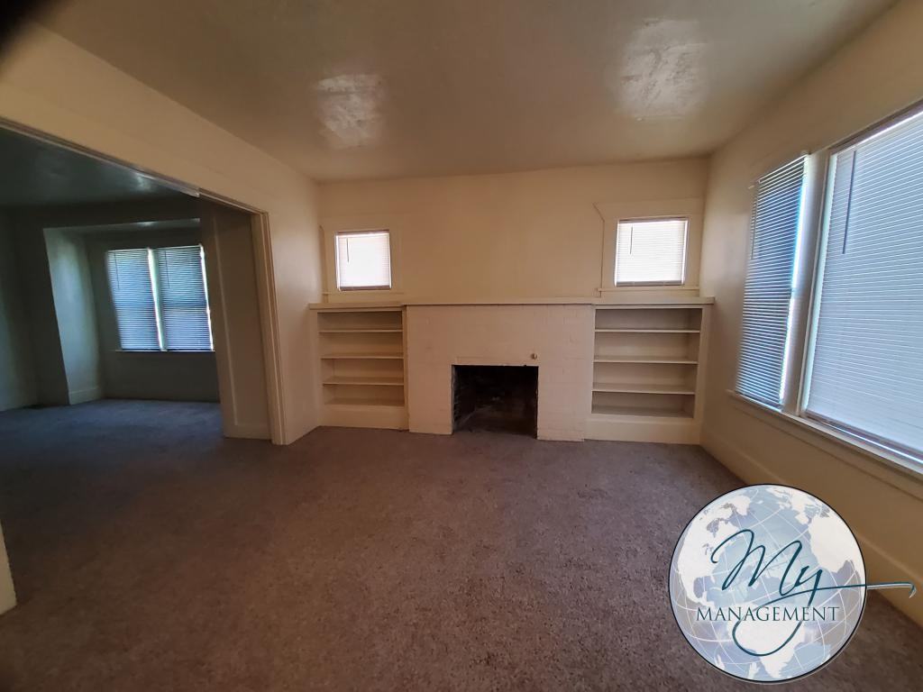 627 Main Ave W - Photo 6 of 16