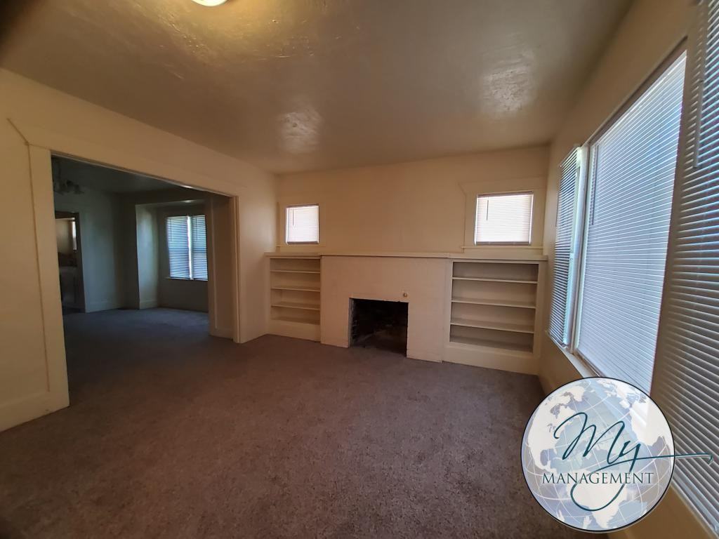 627 Main Ave W - Photo 7 of 16