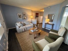 featured image of 2086 Hubert Ave
