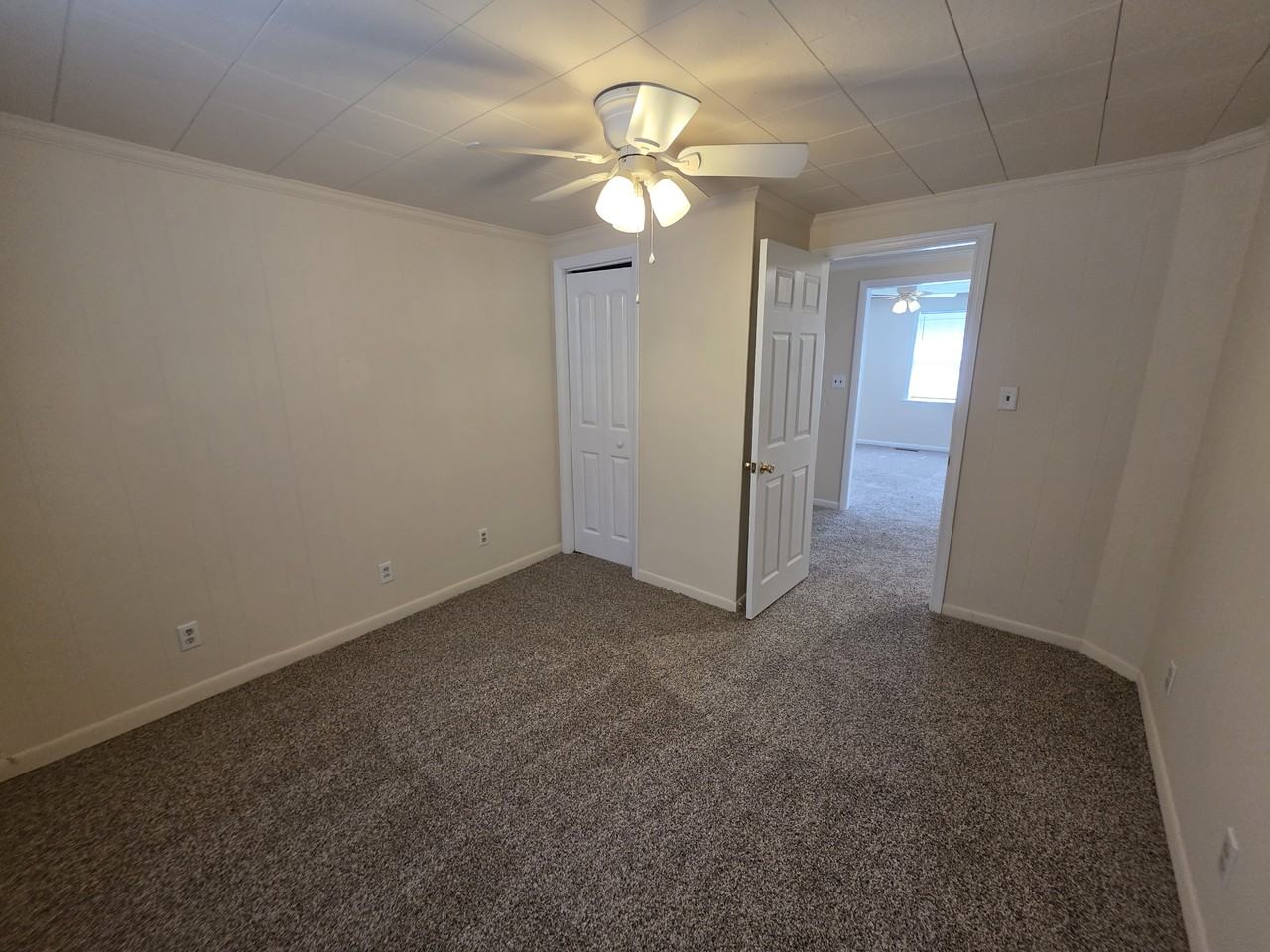 801 W Main St - Photo 6 of 12