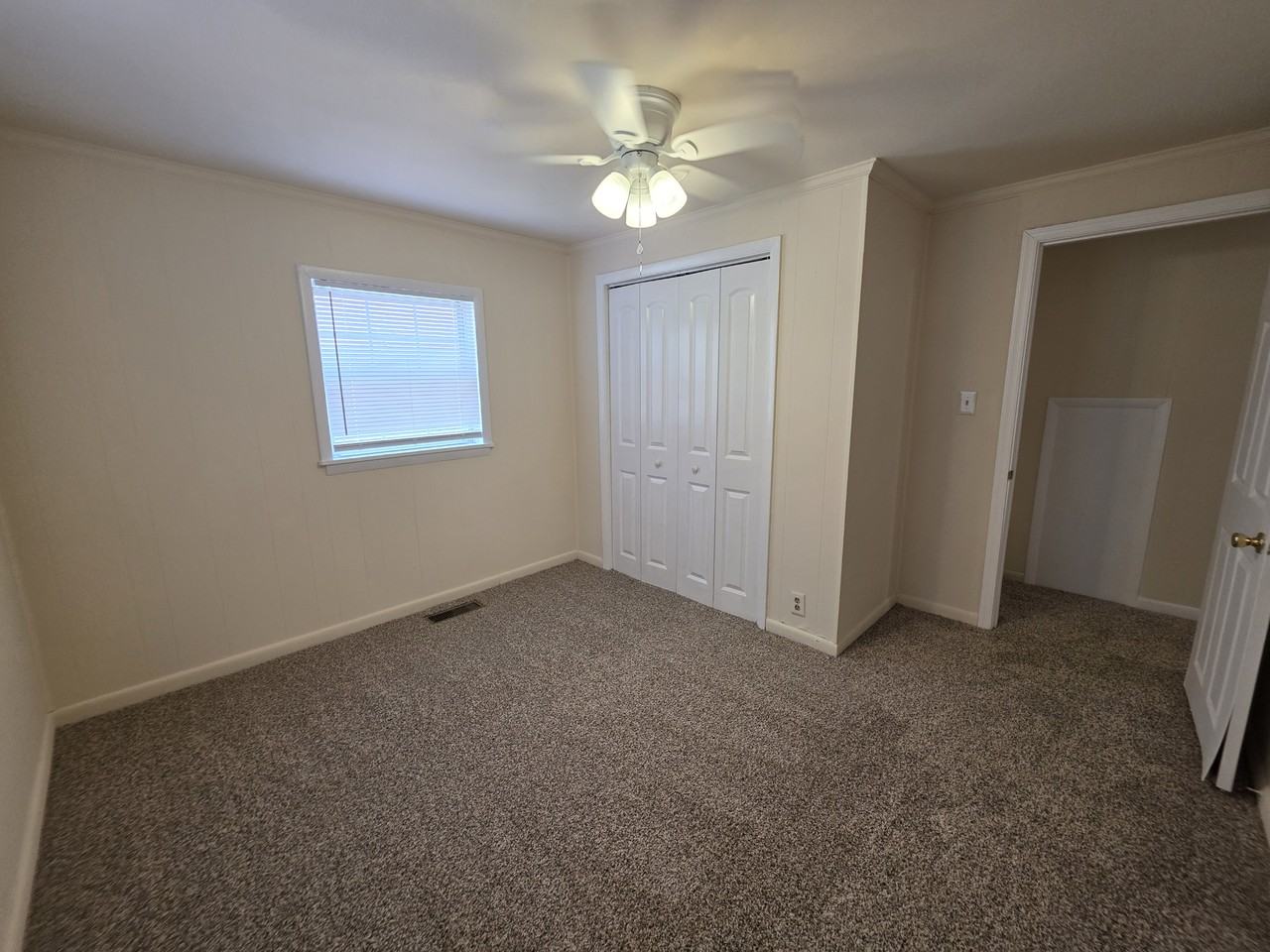 801 W Main St - Photo 7 of 12