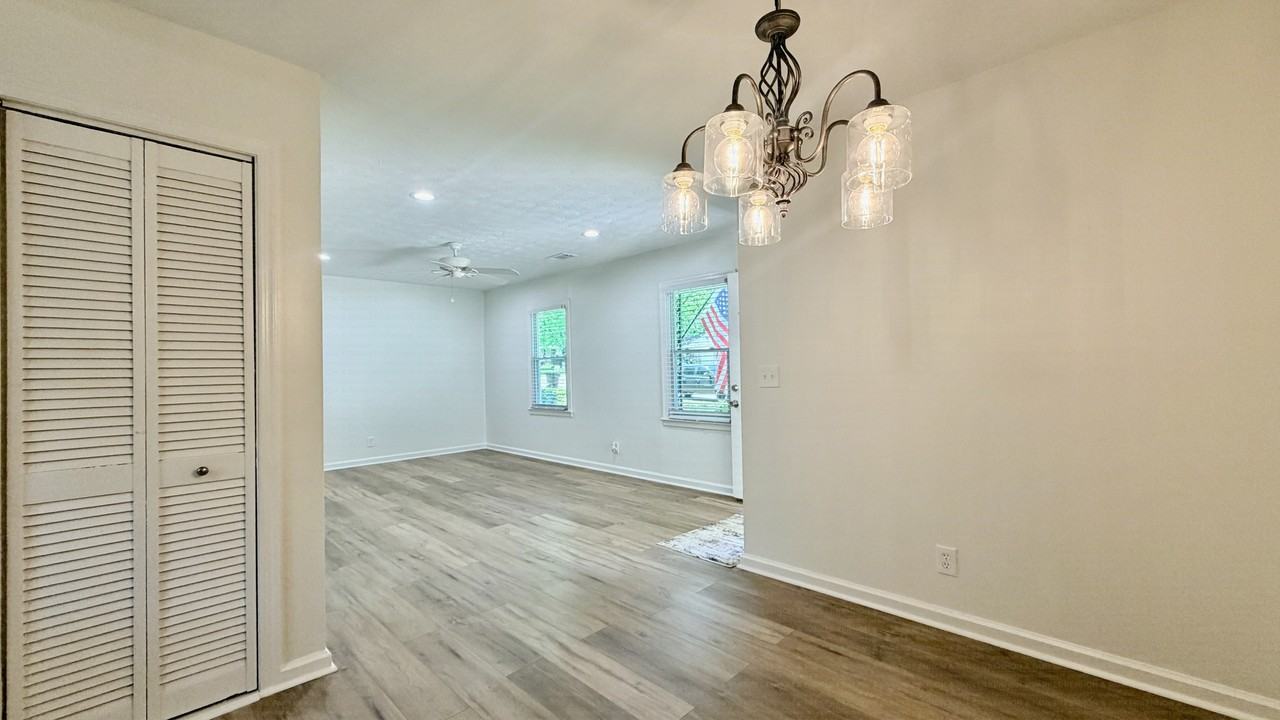 5616 Morris Ave - Photo 6 of 19