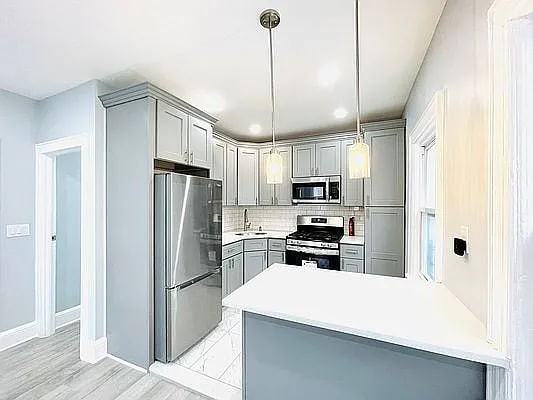 9321 Eldert Ln - Photo 6 of 9