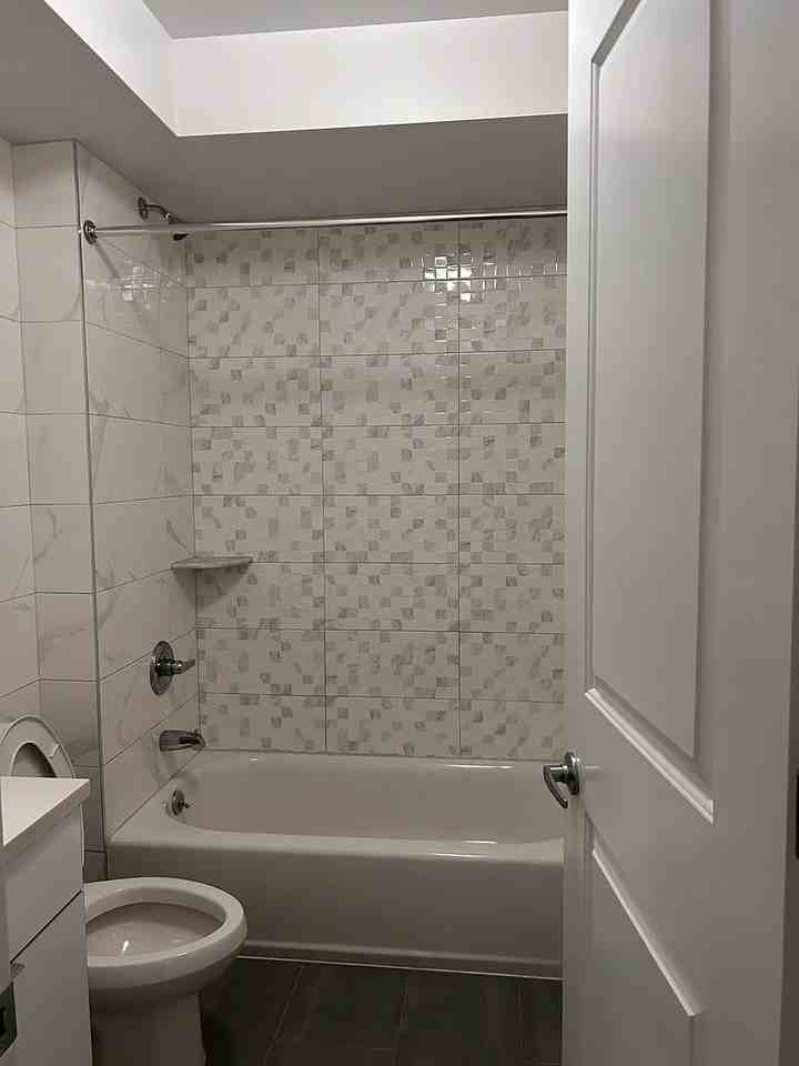 10212 Radcliff Ave - Photo 4 of 4