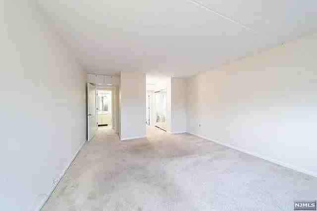 310 Lookout Ave - Photo 2 of 8