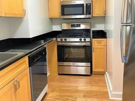 featured image of 323 W 96th St