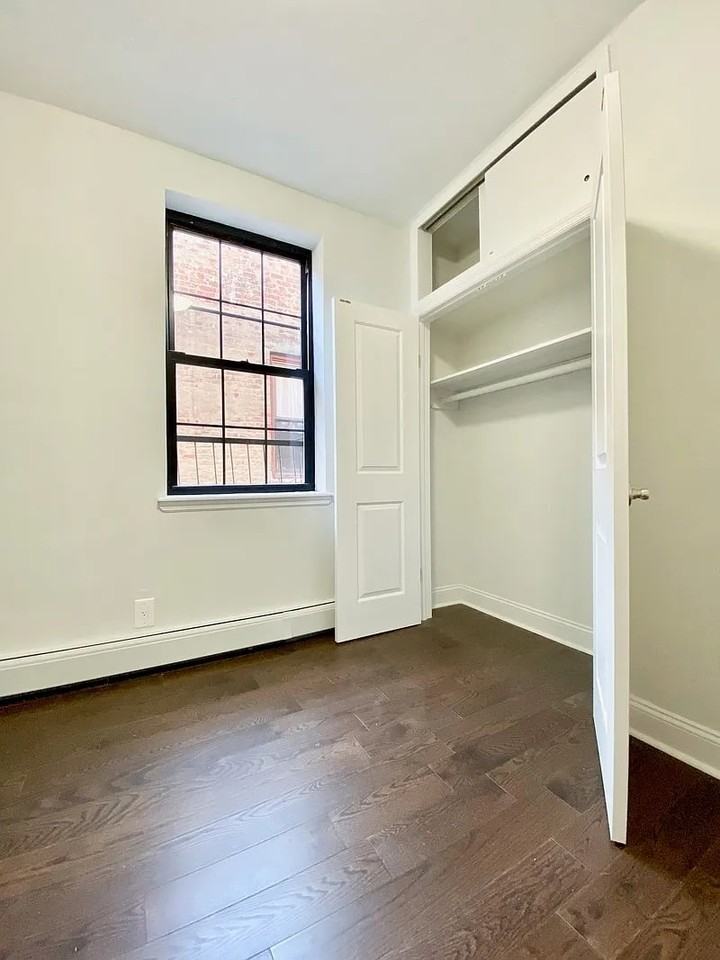 341 Lincoln Rd - Photo 5 of 9