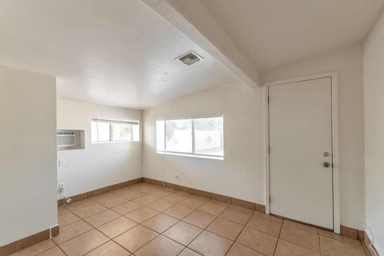 5111 E Peach St - Photo 4 of 25