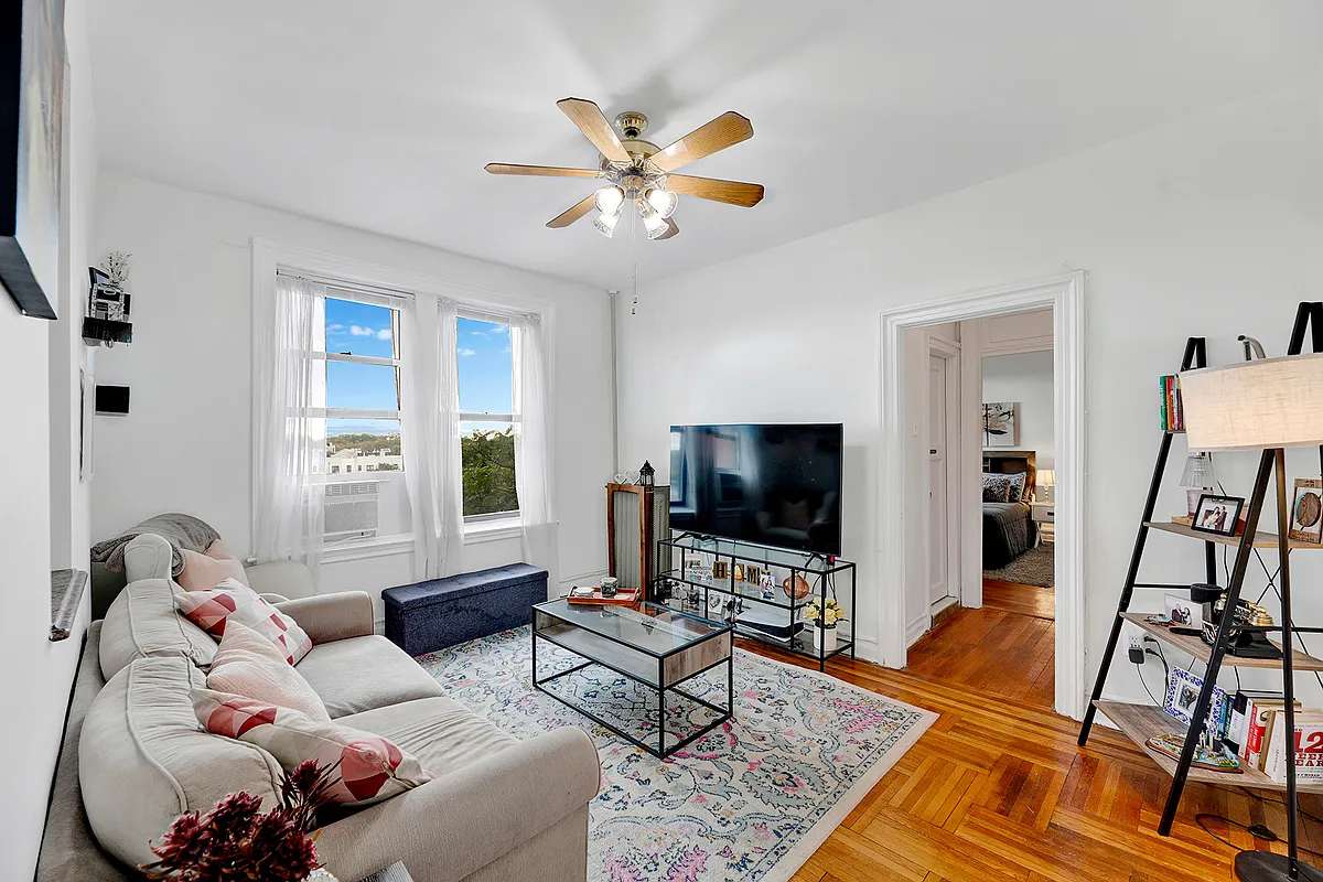 7401 4th Ave #E9 - Photo 2 of 11