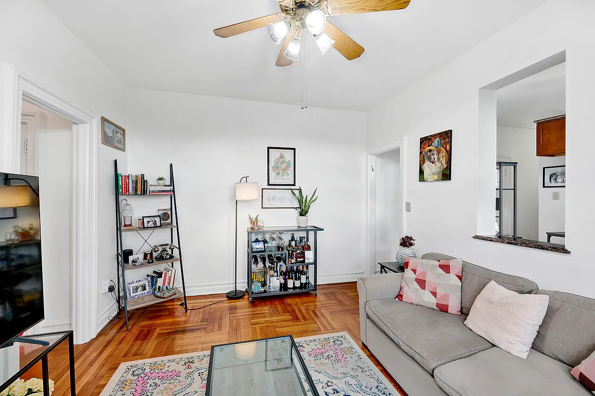 7401 4th Ave #E9 - Photo 3 of 11