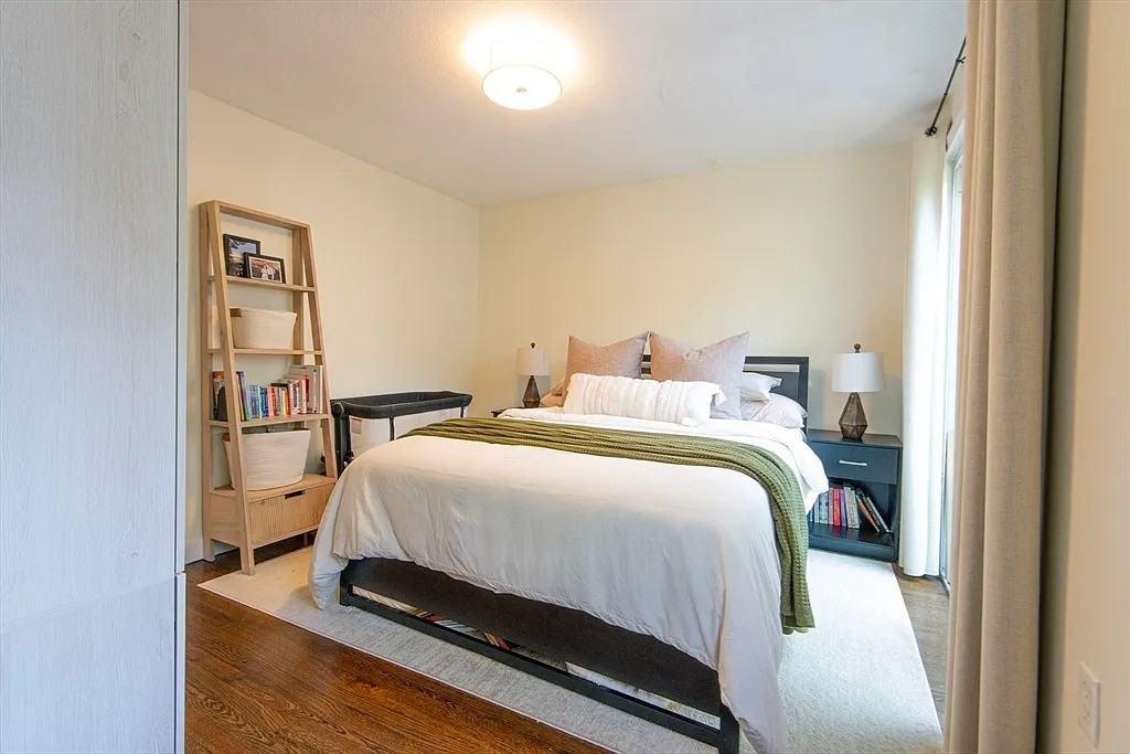 2 Seminary St #2 - Photo 5 of 12