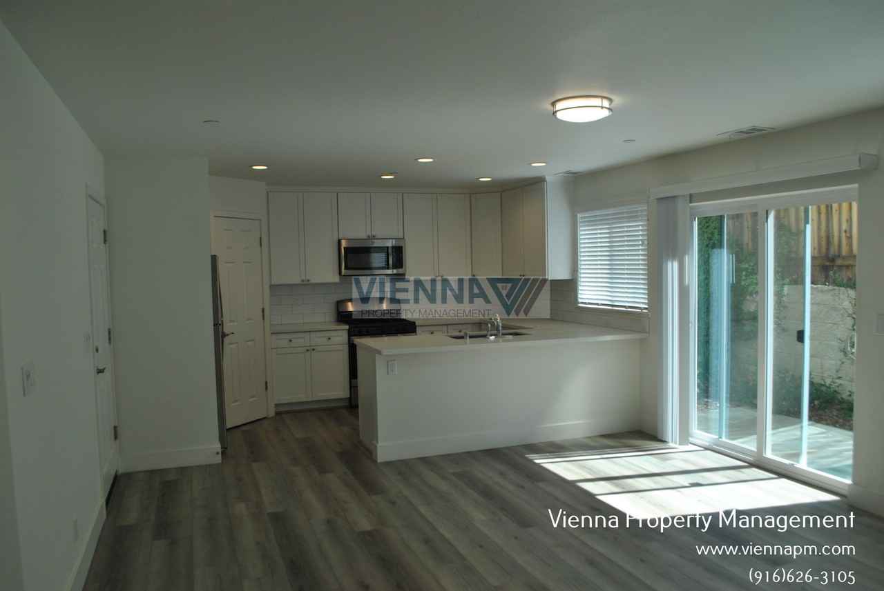 4826 Morgera Ln - Photo 3 of 25