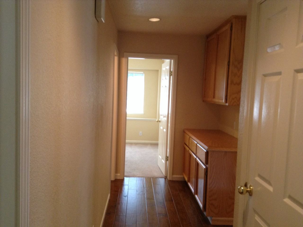 1103 Muirfield Dr - Photo 4 of 16