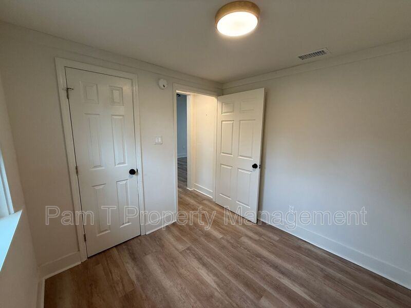 1930 Upson St - Photo 7 of 15