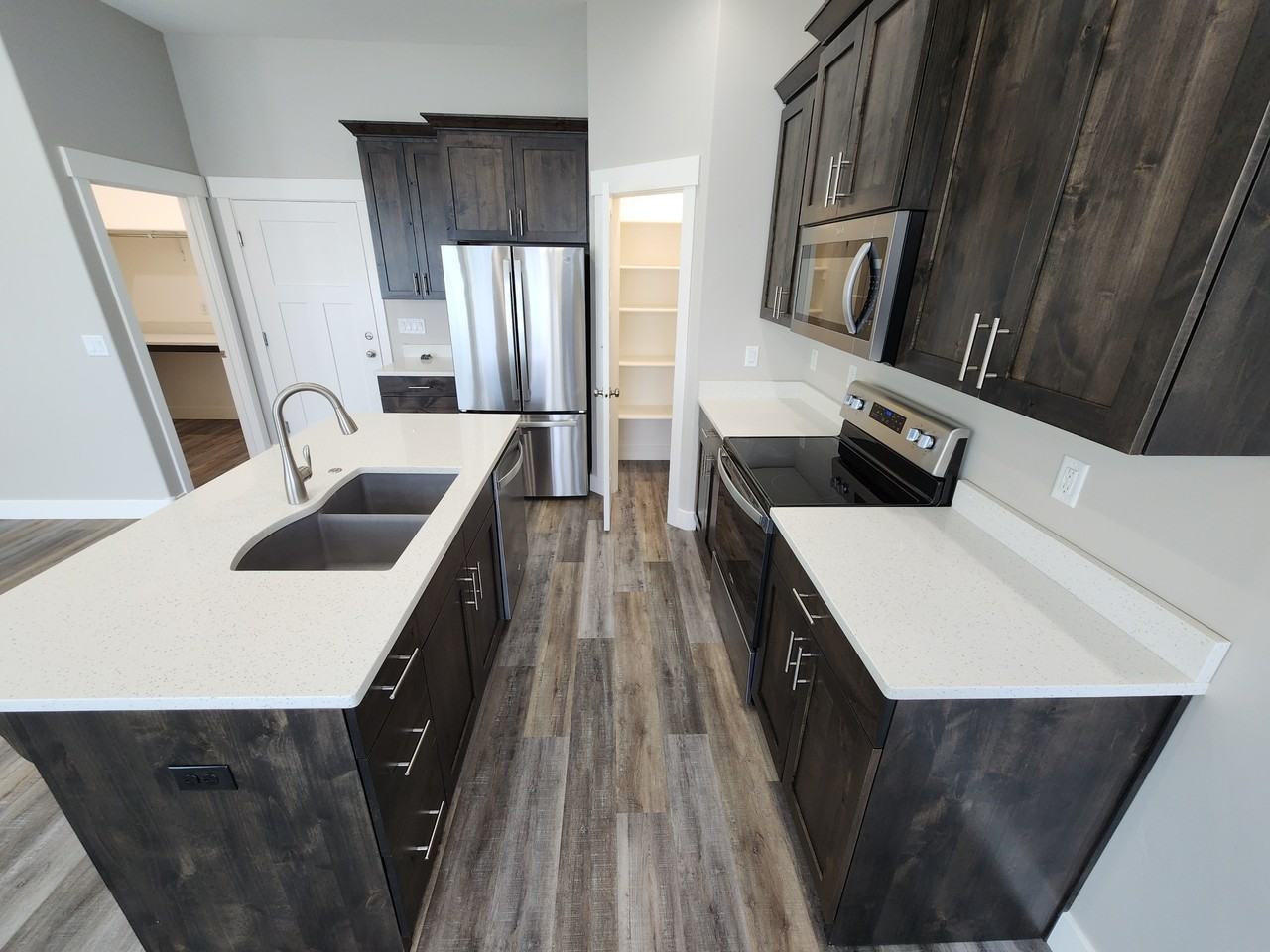 579 W Waylend St - Photo 5 of 15