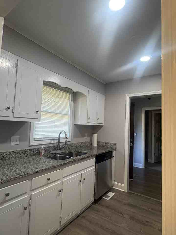 117 Quail Hollow Rd - Photo 3 of 11