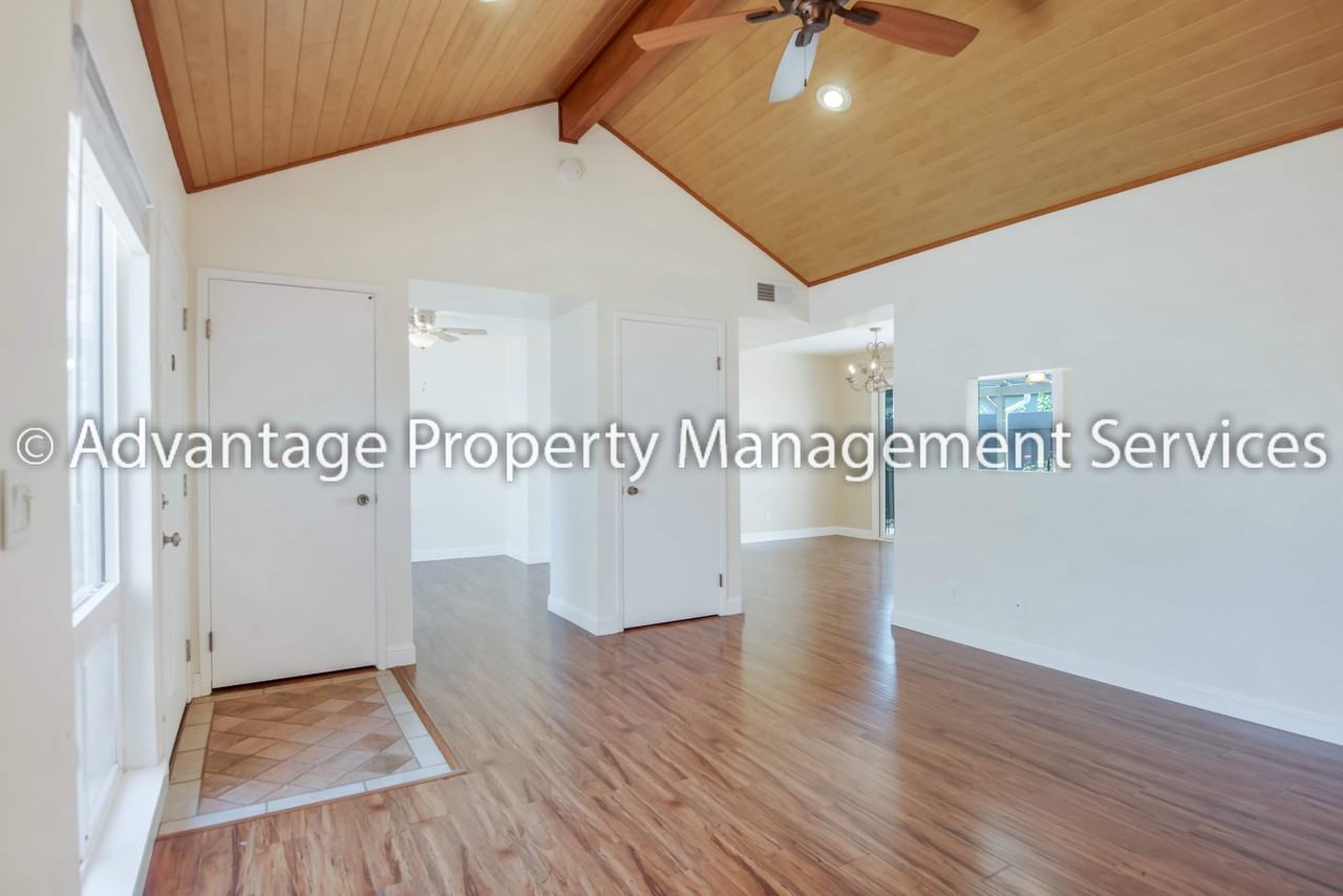 1574 Calle Enrique - Photo 2 of 16