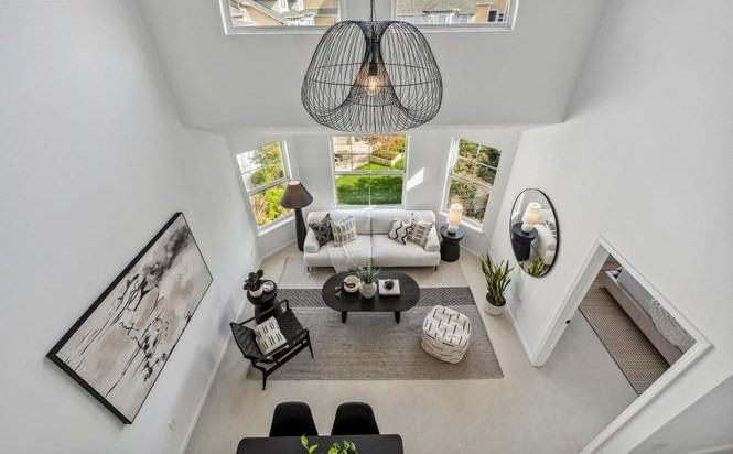 555 10th St #424 - Photo 2 of 10