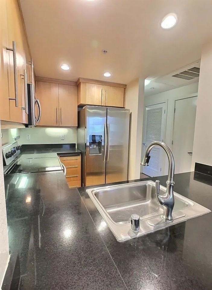 1 E Julian St #217 - Photo 7 of 13