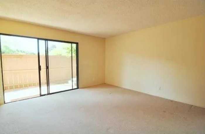 35 Dearborn Pl #57 - Photo 3 of 8