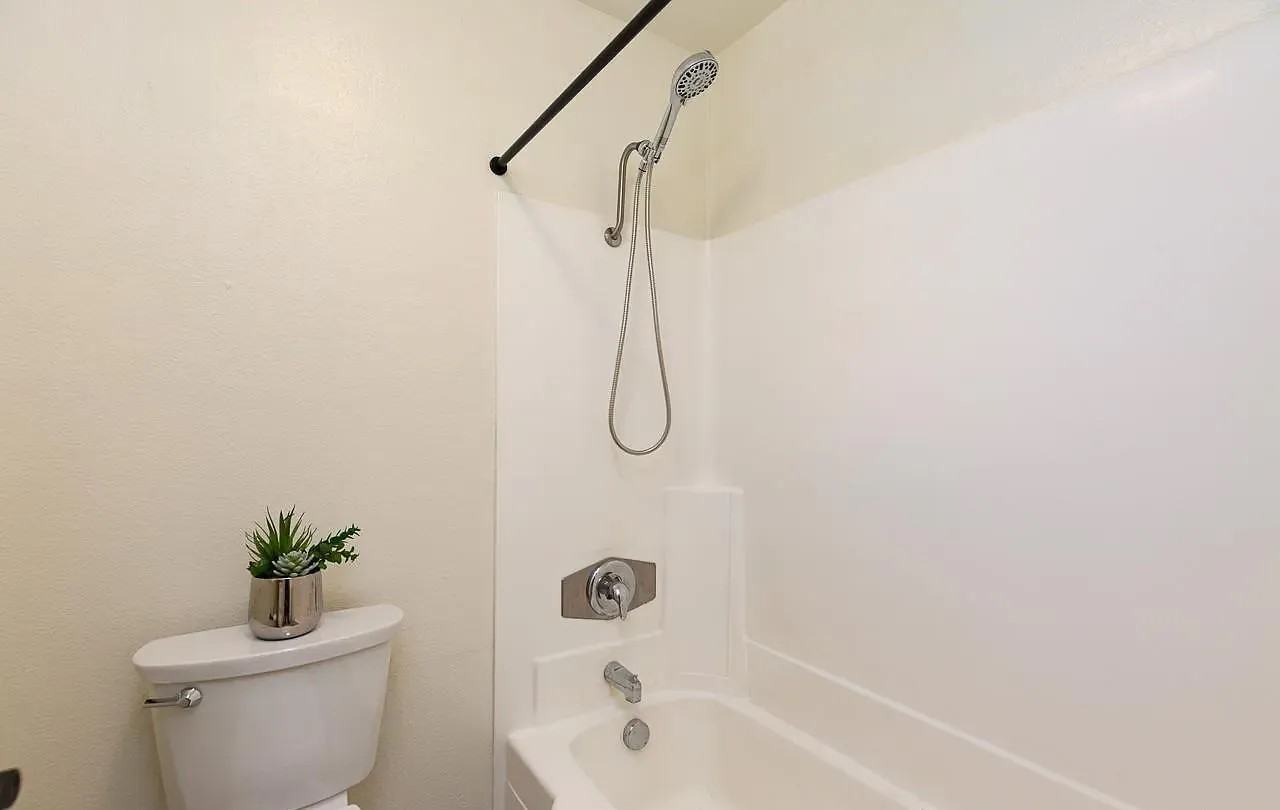840 Turquoise St #104 - Photo 6 of 16