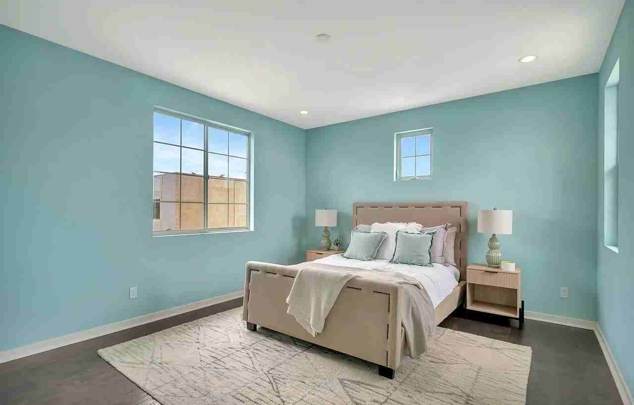 1056 Pearl St #19 - Photo 7 of 25