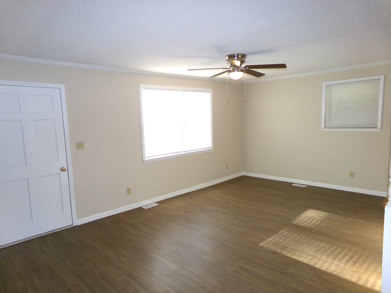 169 Danritch Dr - Photo 2 of 12