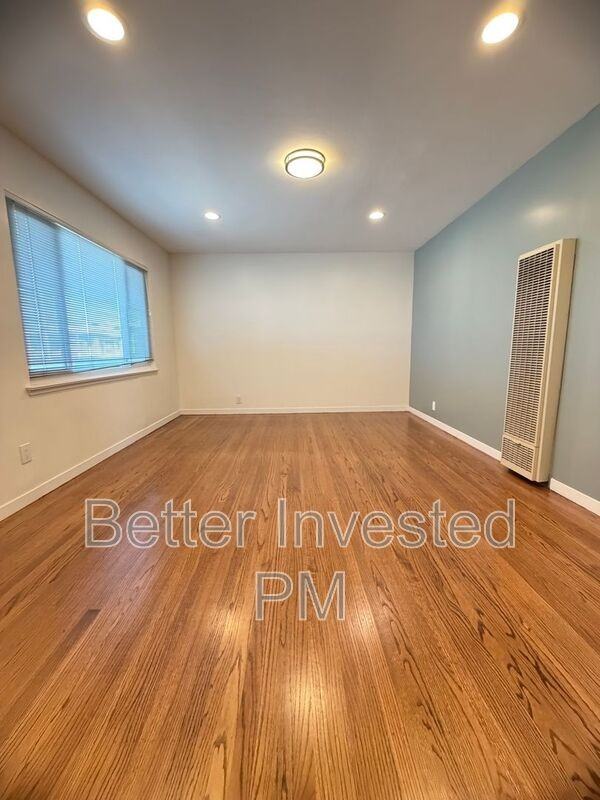 2400 39th Ave #9 - Photo 2 of 14