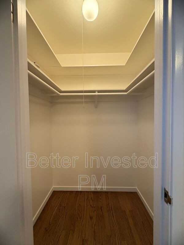 2400 39th Ave #9 - Photo 6 of 14