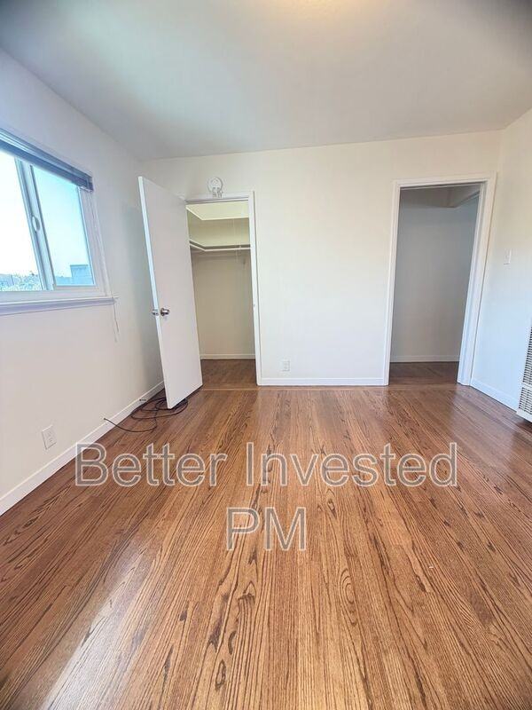 2400 39th Ave #9 - Photo 7 of 14