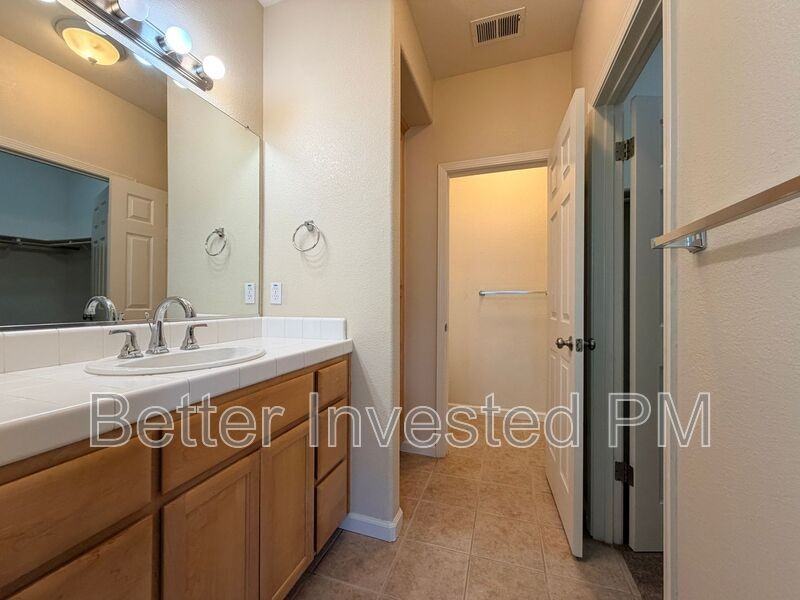 1743 Waltzer Rd - Photo 6 of 24