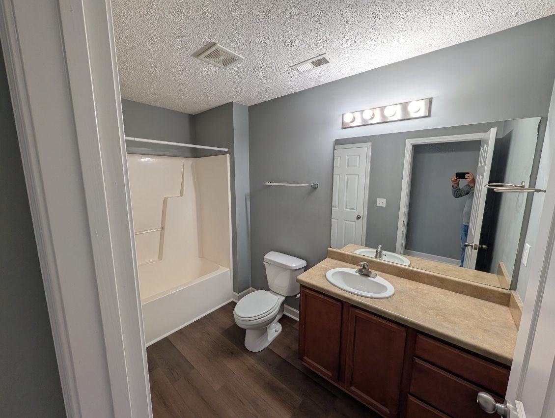 210 Outlook Dr - Photo 7 of 11