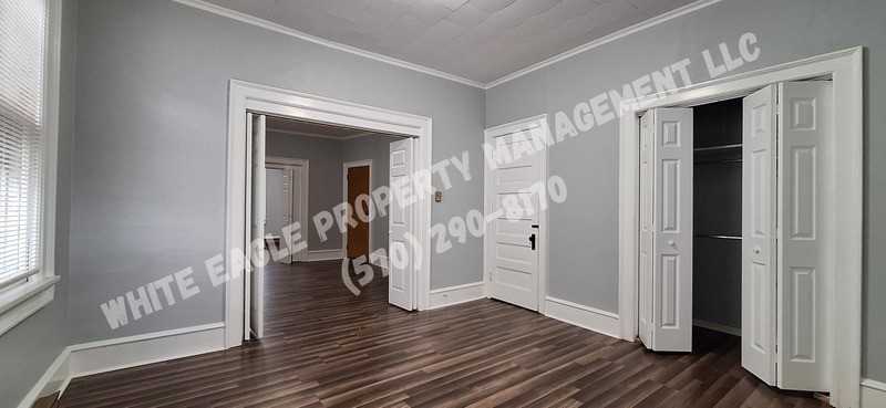 836 N Main Ave #1