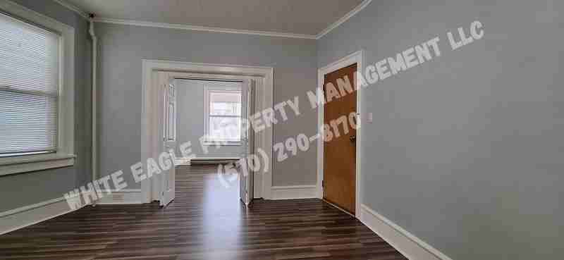 836 N Main Ave #1 - Photo 3 of 20