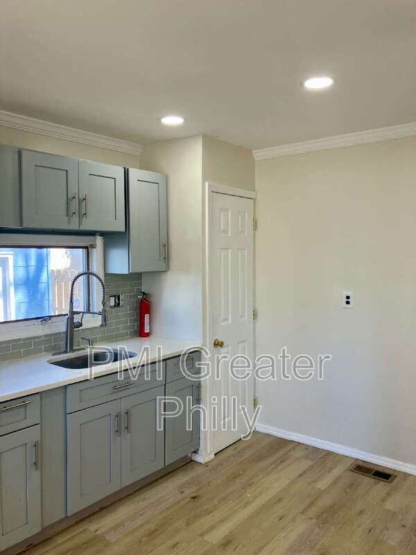 1523 W Cheltenham Ave - Photo 4 of 16