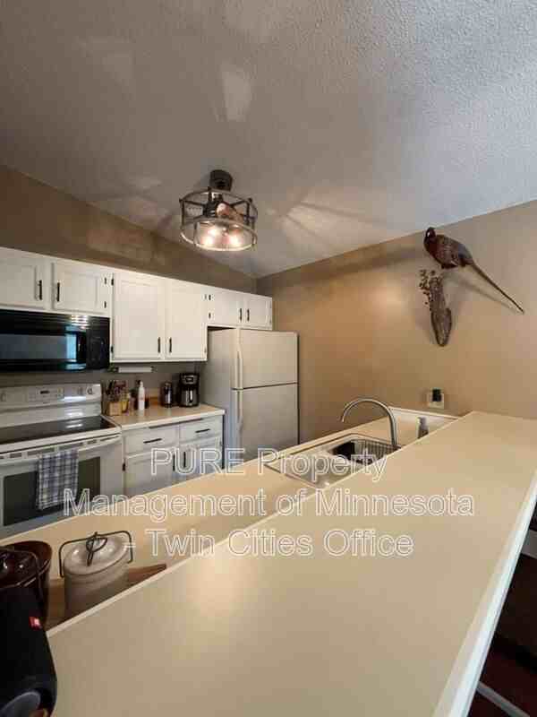 8810 Jasmine Ln - Photo 5 of 25