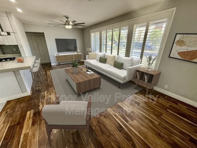 501 W Glenrosa Ave - Photo 5 of 20