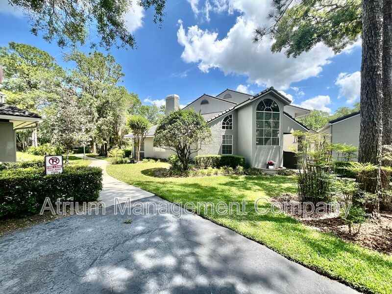 3970 Lancashire Ln - Photo 2 of 18