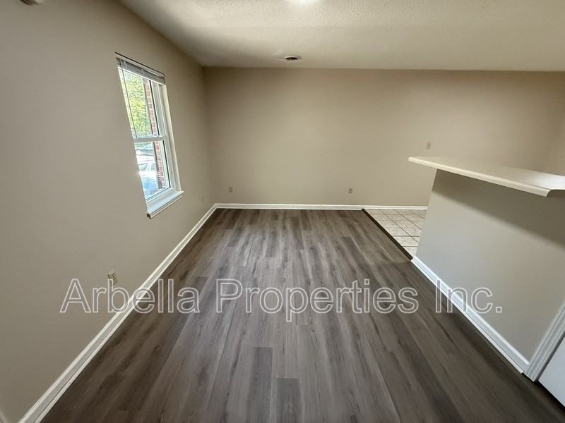 1909 Cherokee Rd #10 - Photo 3 of 12