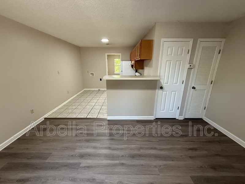 1909 Cherokee Rd #10 - Photo 4 of 12
