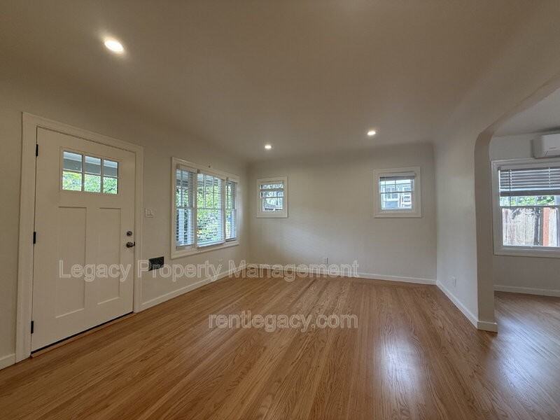 45 1st St - Photo 2 of 21