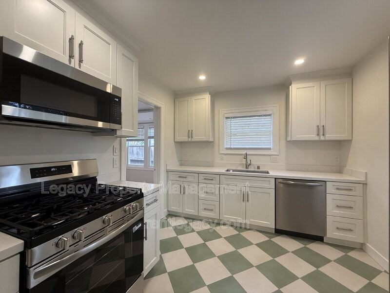 45 1st St - Photo 7 of 21