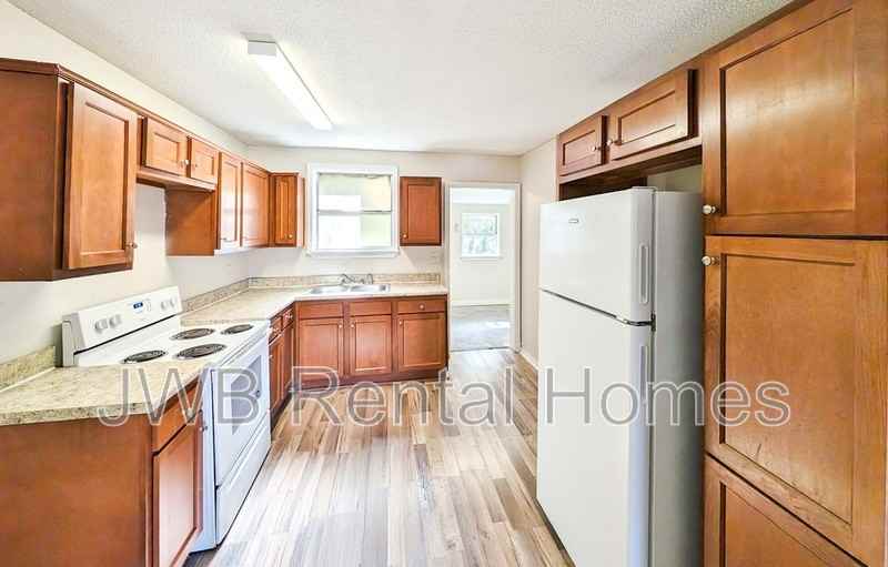 1288 W 28th St - Photo 2 of 12