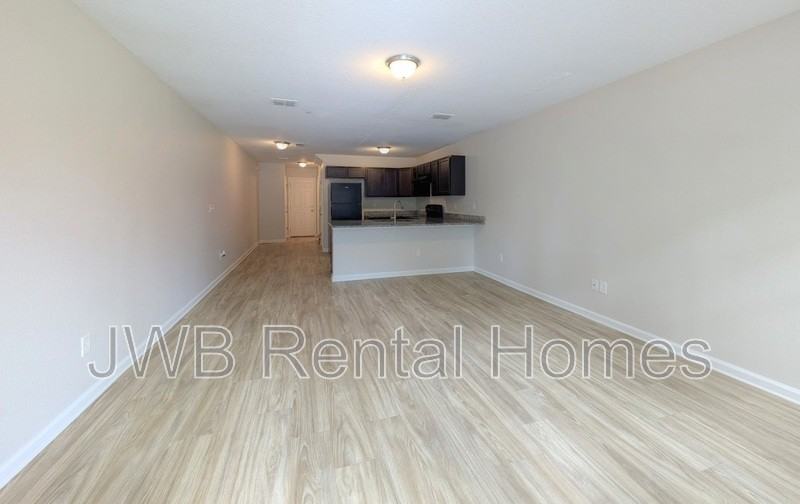 8485 Mcgirts Village Ln - Photo 4 of 19