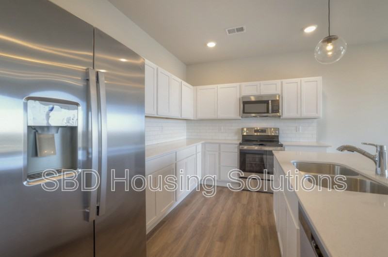 12415 S Parkwood Ln - Photo 7 of 8